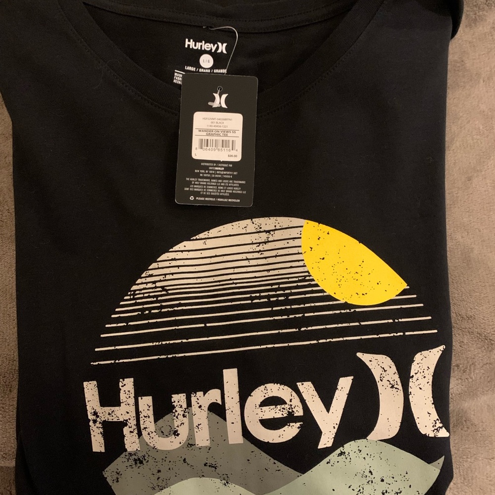 Hurley Mens t-shirt NWT - Picture 2 of 2